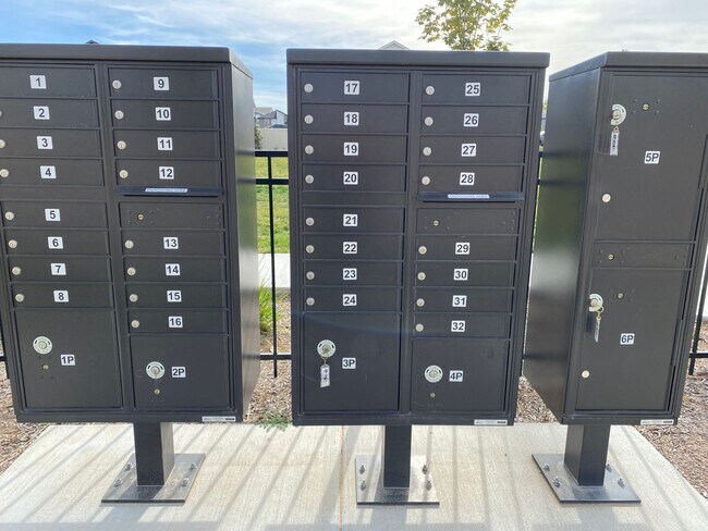 Building Photo - 4 Bedroom 2 Bath Single Level in Meridian Eagle & Ustick available 06/22/26