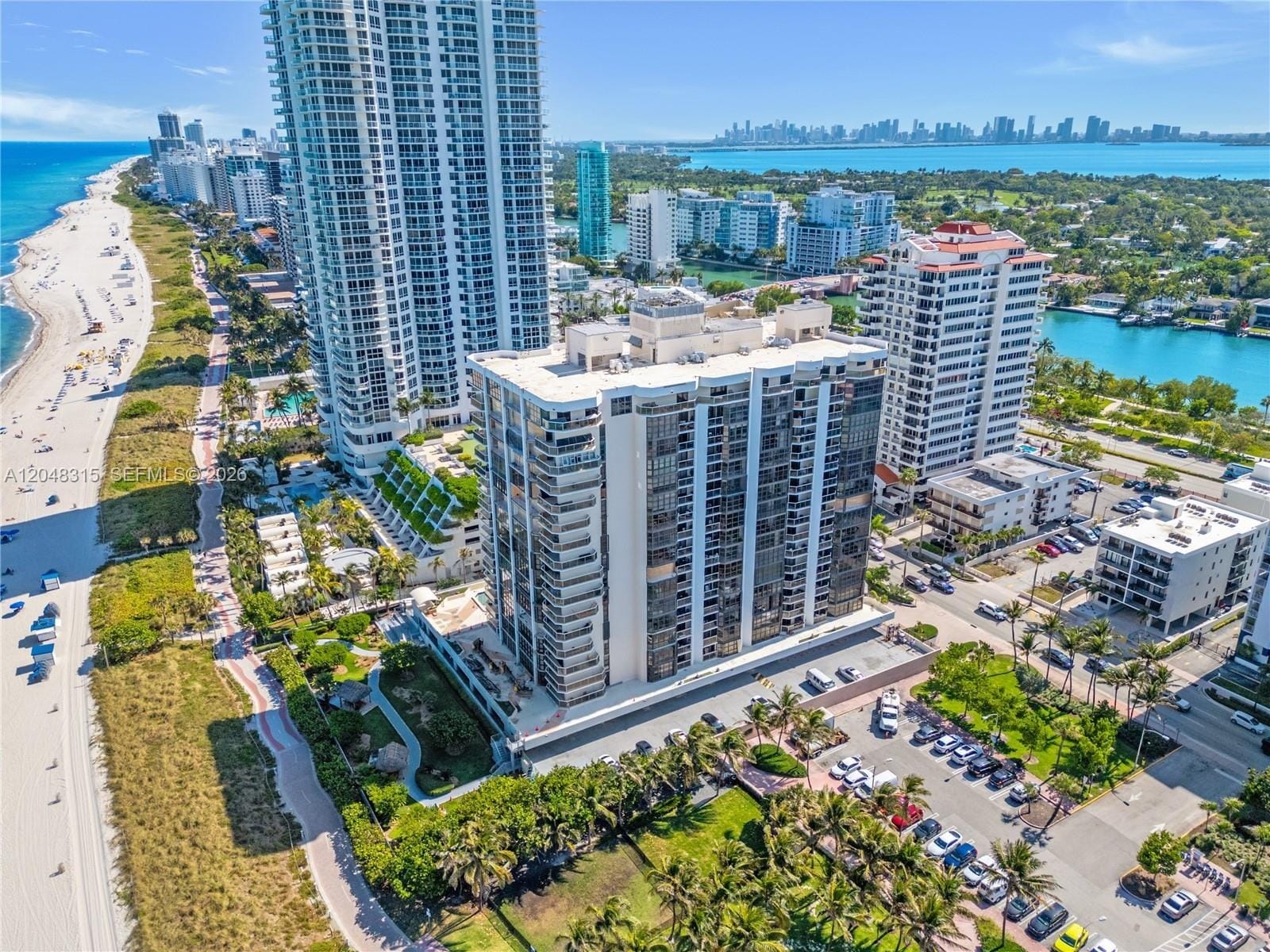 Building Photo - 6423 Collins Ave