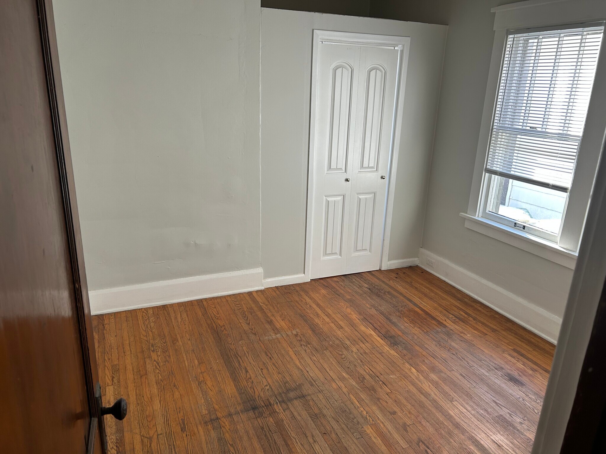 Building Photo - 2003 W Alice Ave