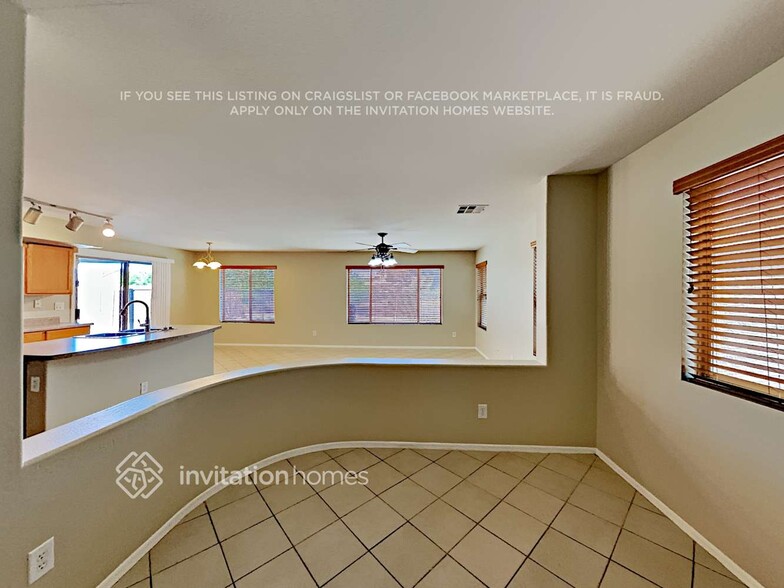 Building Photo - 15288 W Tasha Dr