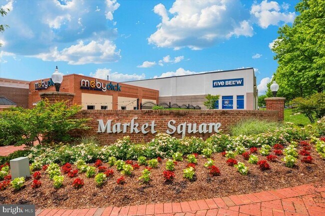 Building Photo - 16110 Hayshire Ct