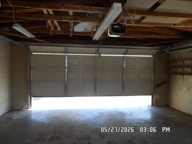 Building Photo - 25676 Flathead Rd