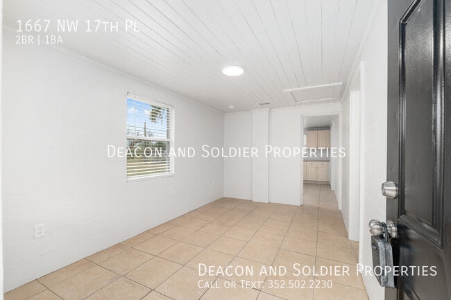 Building Photo - 1667 NW 17th Pl