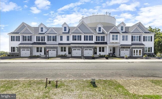 Primary Photo - 328 Foxtail Ln