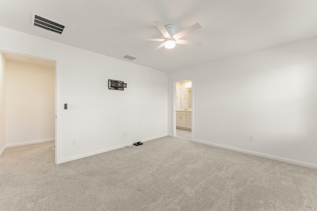 Building Photo - 1366 Tarflower Dr