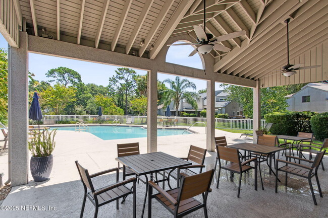 Building Photo - 455 Selva Lakes Cir