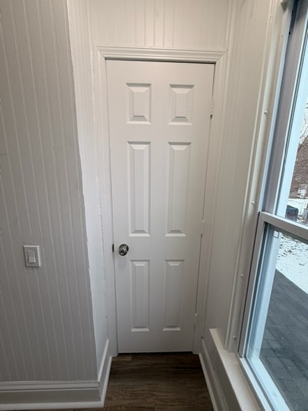 Building Photo - 1564 Laharpe St