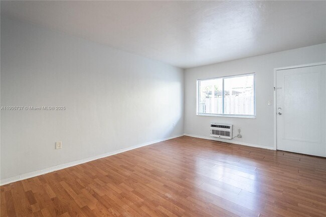 Building Photo - 7315 Harding Ave