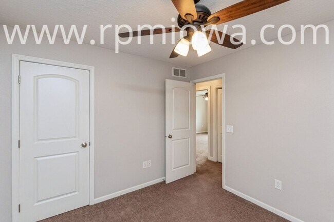 Building Photo - FINISHED BASEMENT!! 4 Bedroom, 3 Bathroom Home in North Ankeny