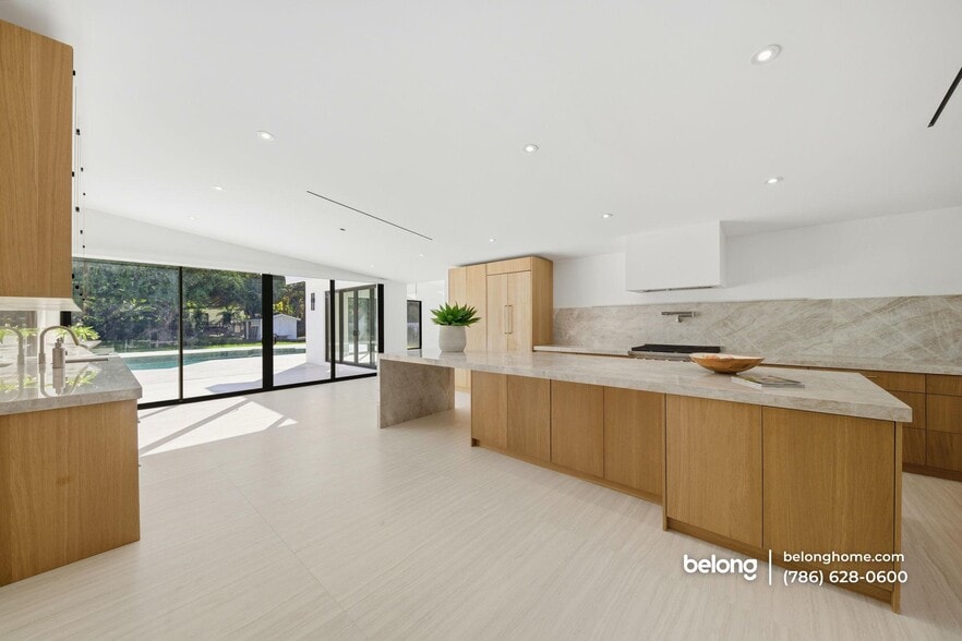 Building Photo - 8800 SW 118th St