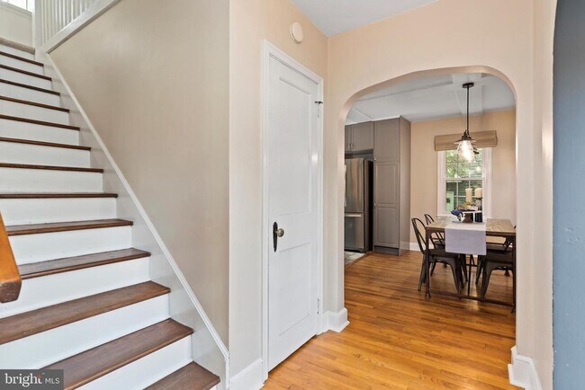 Building Photo - 710 Fishburn Rd