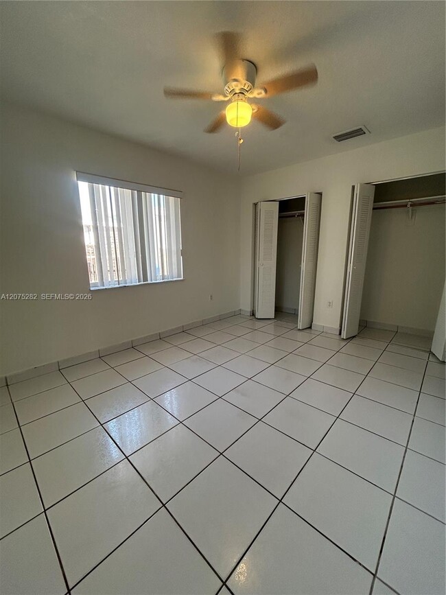 Building Photo - 2421 NW 99th Terrace