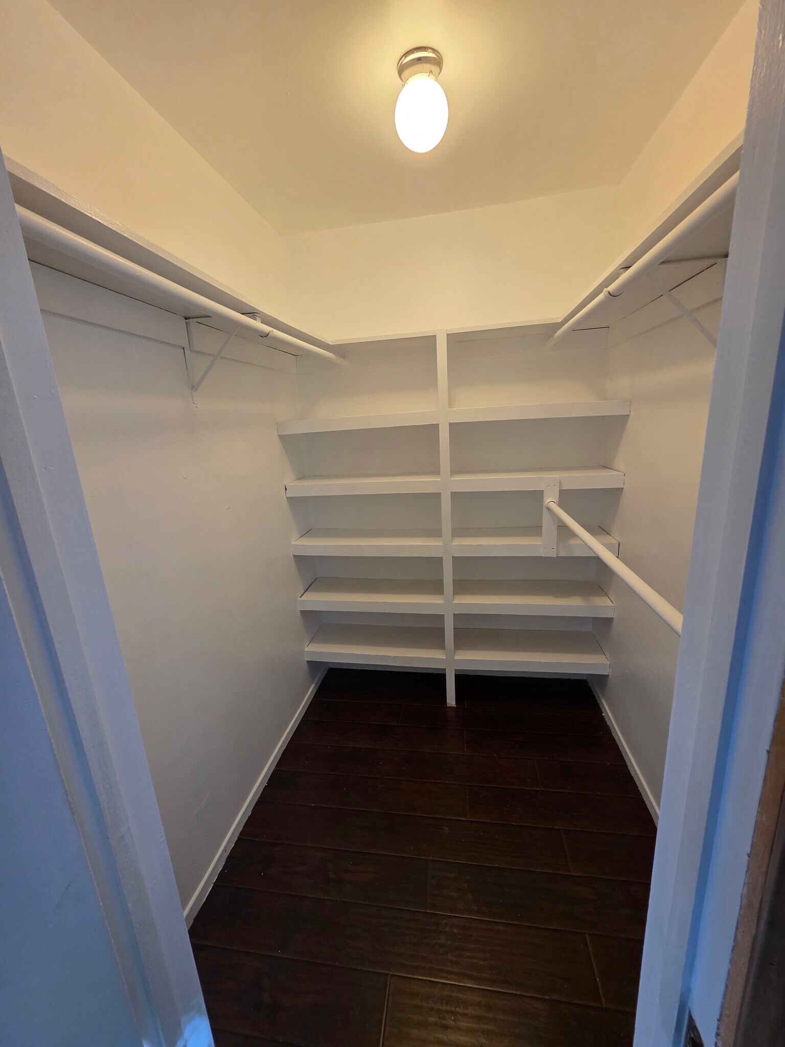 Building Photo - 23247 Raymond St