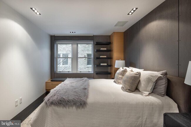 Building Photo - 2101 Connecticut Ave NW