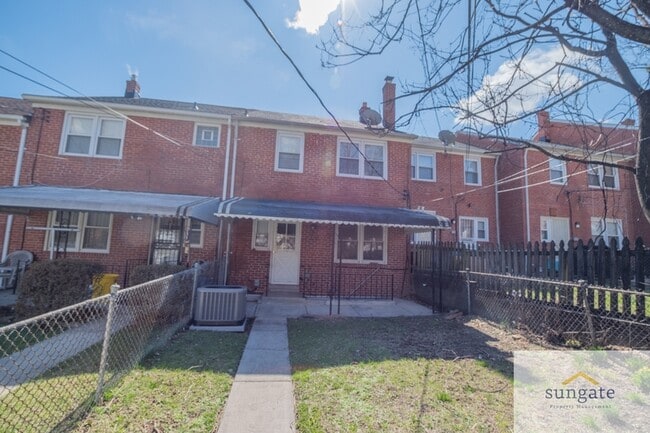 Building Photo - 1444 Meridene Dr