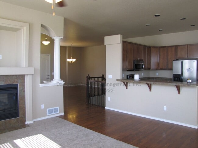 Building Photo - Stunning 4 Bedroom House in Wolf Ranch