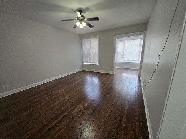 Building Photo - 6812 S Cornell Ave