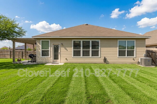 Building Photo - 3335 Windfield Path
