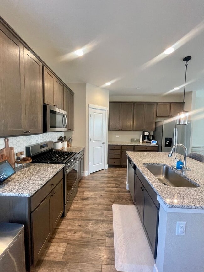 Building Photo - Wolf Ranch 3 Bedroom home