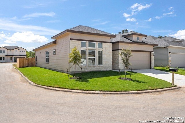 Building Photo - 215 Park Cir