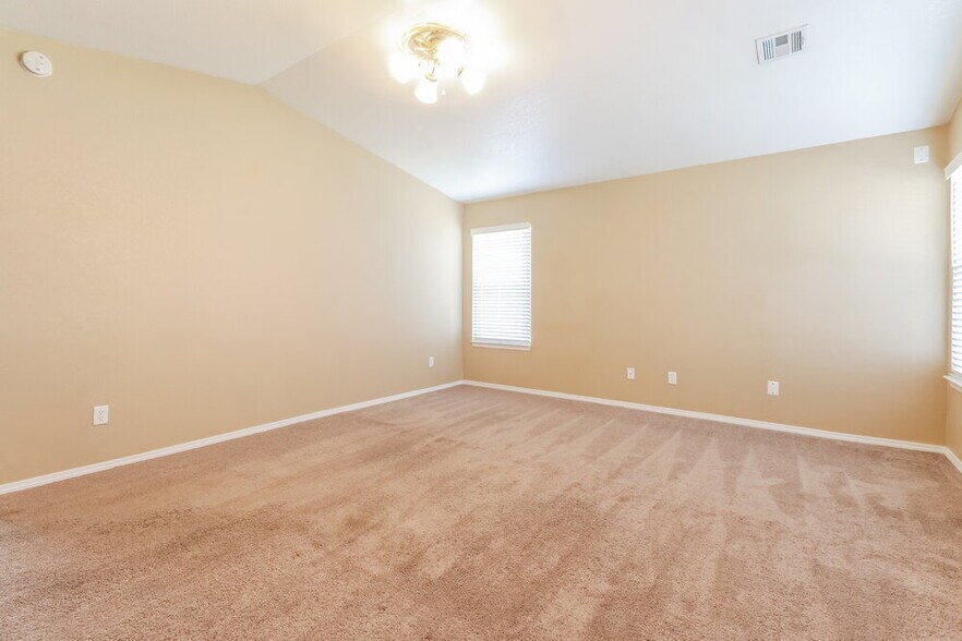 Building Photo - 5536 Bush Creek Way