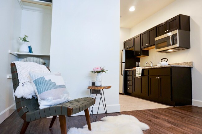 Building Photo - Couve