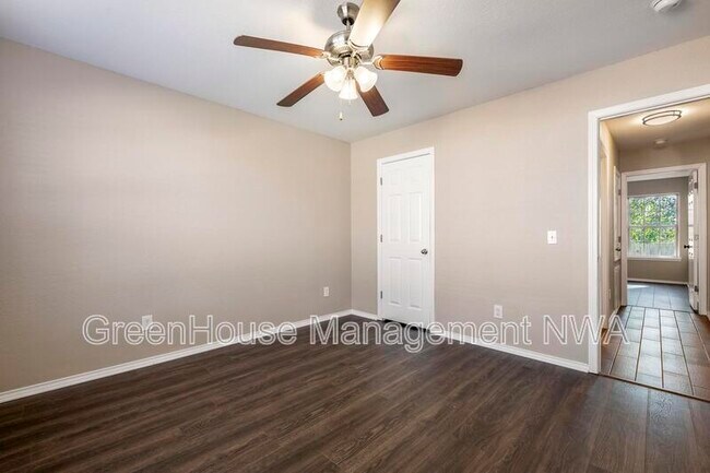 Building Photo - 2705 SW Greensprings Rd