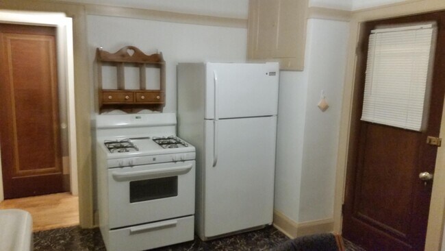 Building Photo - 2630 N 59th St