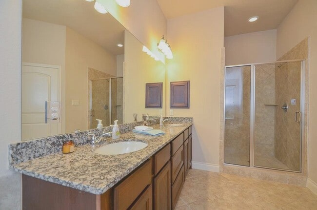 Building Photo - 2626 Rosepoint Ct