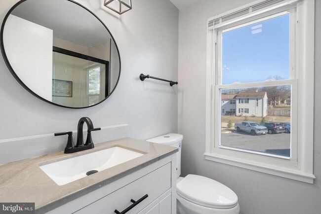 Building Photo - 13838 Beaujolais Ct