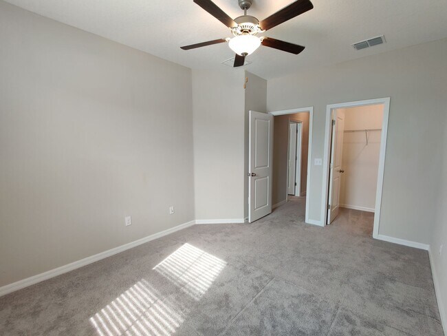 Building Photo - 8090 Rolling Shell Trail