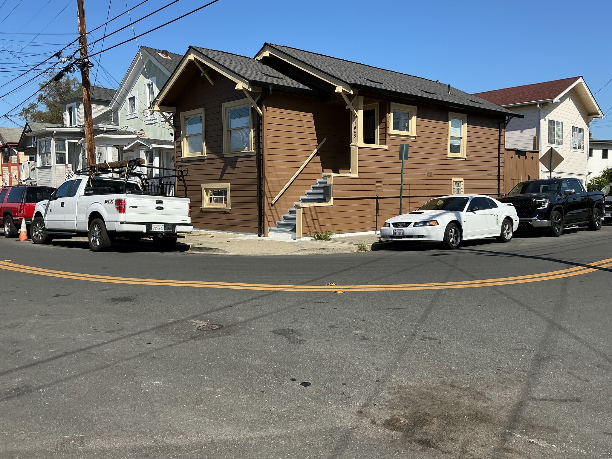 House - 1046 48th St