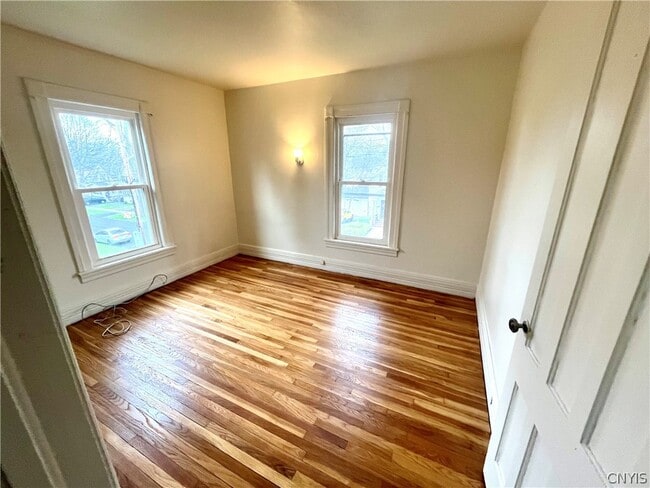 Building Photo - 173 E Genesee St