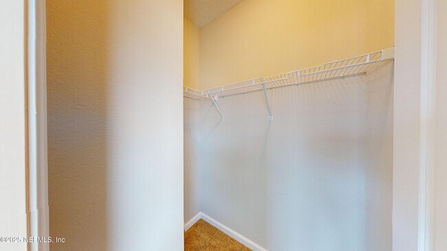 Building Photo - 167 Windermere Way