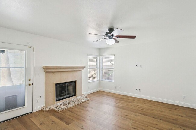 Building Photo - Beautiful, Well Kept, North Summerlin Pool Home