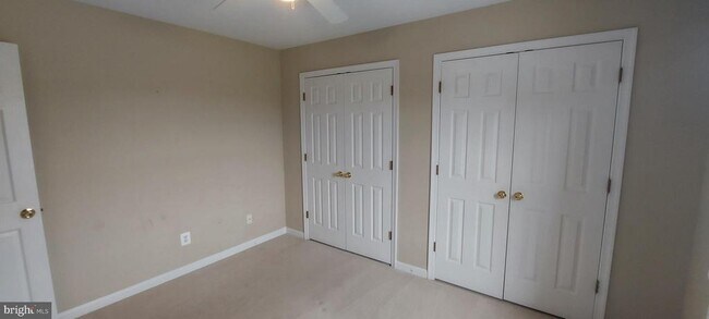 Building Photo - 5001 Old Bartholows Rd