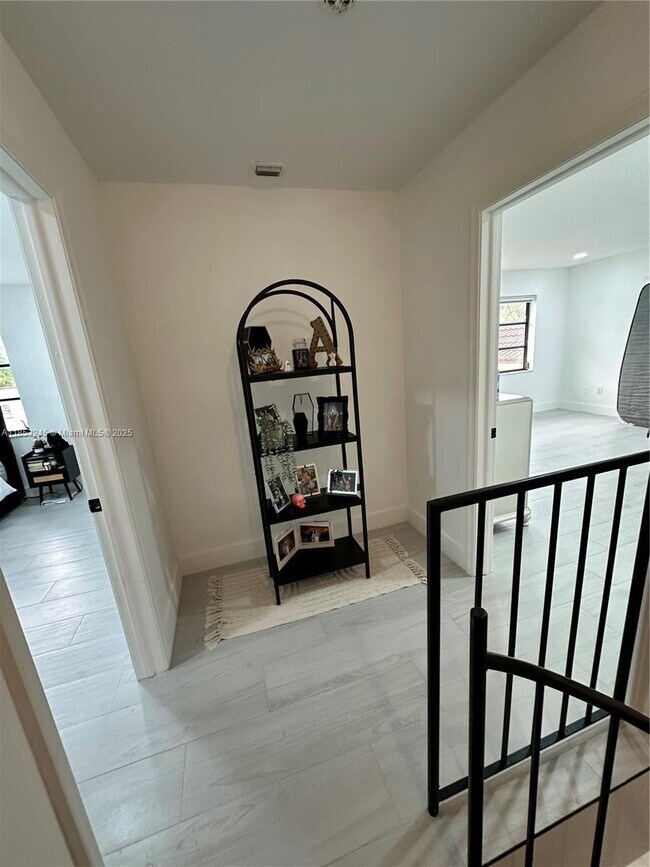 Building Photo - 8660 SW 149th Ave