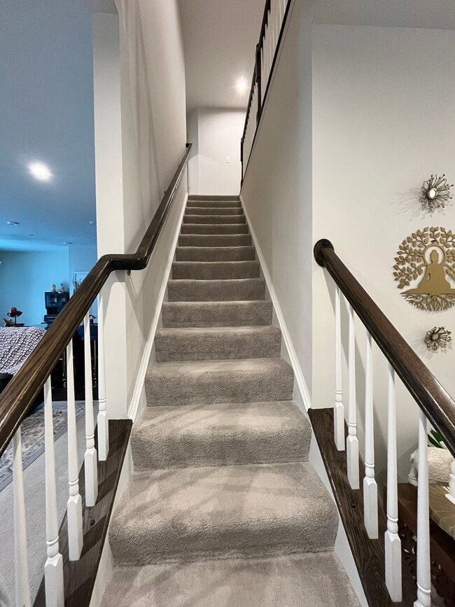 Upstairs - 4000 Kapalua Ln