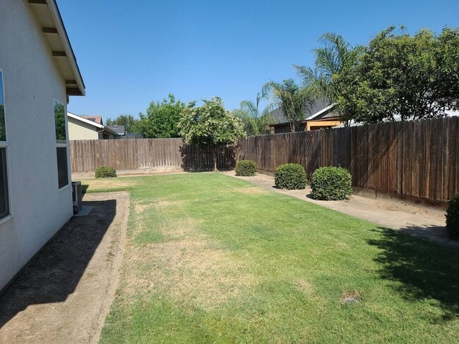 Building Photo - 2578 Bell Port Ave