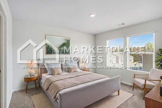 Building Photo - 461 Oakwood Dr NW