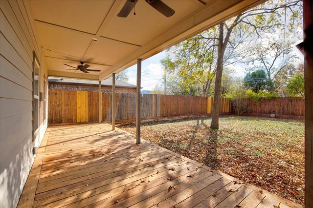 Building Photo - 2521 Benbrook Blvd