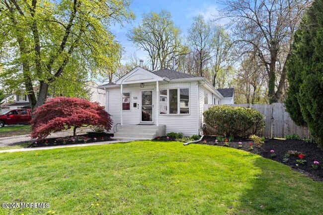Primary Photo - 108 Hamilton Ave