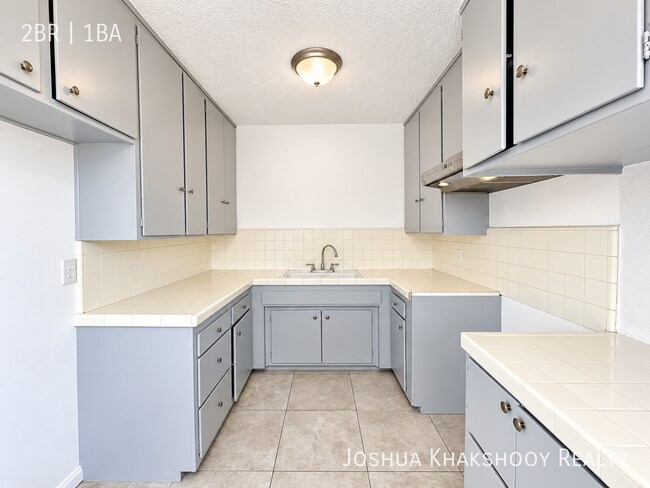Building Photo - 444 N Garfield Ave