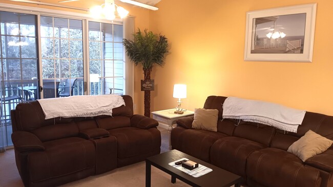 Building Photo - Furnished Two-Bedroom, Two-Bath Condo in N...