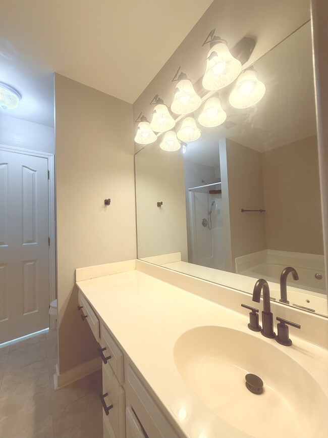 Building Photo - 4743 Morning Dew Ct