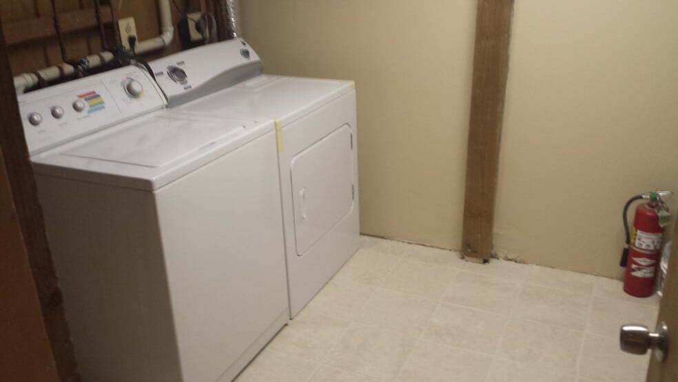 Laundry/Storage - 5682 Cabells Mill Ct