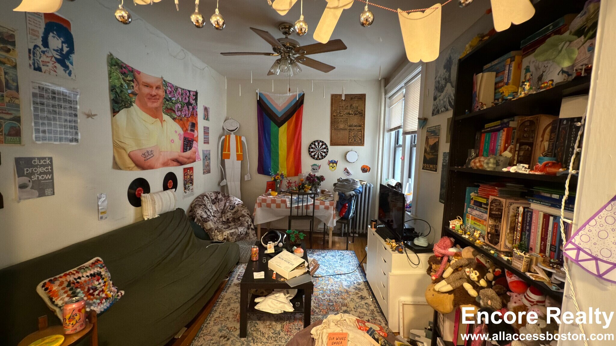 Building Photo - 58 Queensberry St