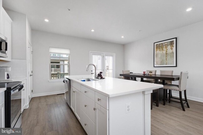 Building Photo - 1109 Patuxent Greens Dr