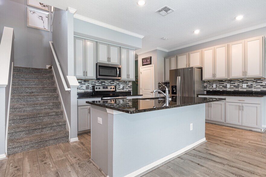 Building Photo - 11638 Woodleaf Dr