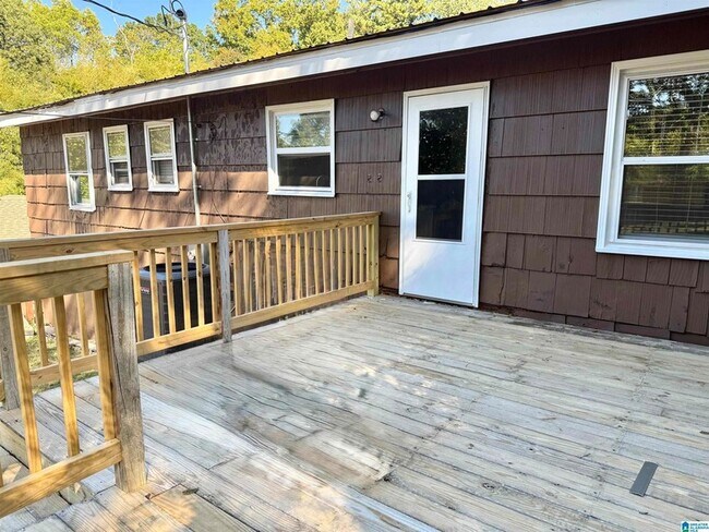 Building Photo - 7836 10th Ave S